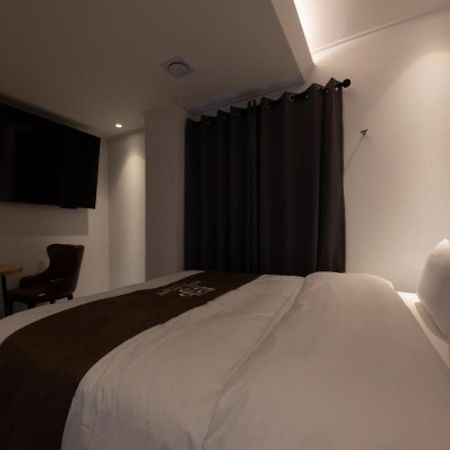 Hotel In Cafe Doksan Szöul Kültér fotó